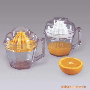 家居日用品;塑制品;家紡;五金;玻璃器皿;陶瓷制品;金屬制品;皮革制品;木竹藤棕制品;針紡織品;電工器材;家用_家用塑料制品 保溫容器 _中國 上海 上海市 嘉定區南翔鎮嘉美路2020號D4-D5_上海昱興塑料制品_