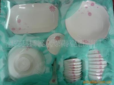 日用陶瓷餐具;賓館/酒店用瓷;咖啡茶具;盤;碗;杯碟;瓷泥瓷釉;_碗 杯子 碟 _中國 廣東 潮安縣 潮州市潮安縣磷溪鎮(zhèn)磷溪中學(xué)路_潮安縣磷溪大榮陶瓷原料廠_